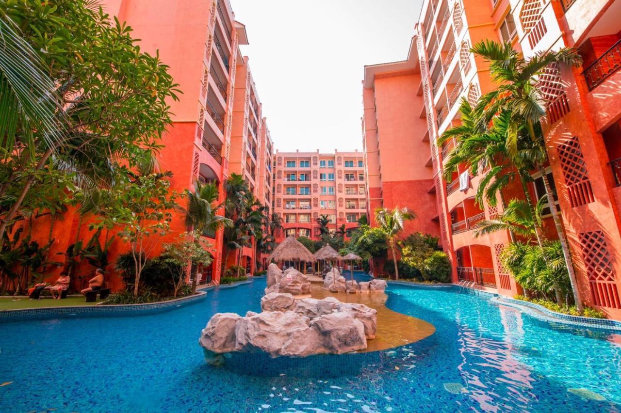 Seven Seas Pattaya Poolside Room ห้องติดสระ Jomtien Beach Dış mekan fotoğraf