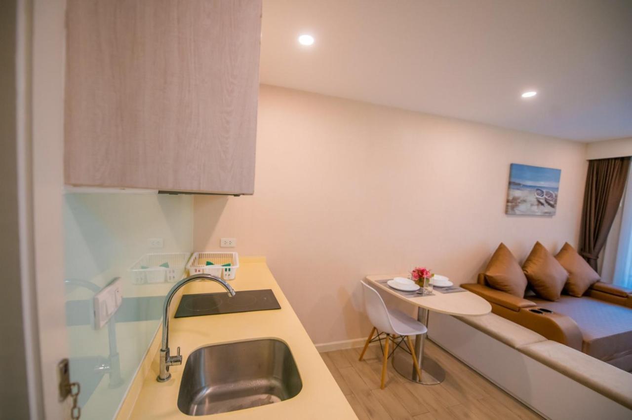 Seven Seas Pattaya Poolside Room ห้องติดสระ Jomtien Beach Dış mekan fotoğraf