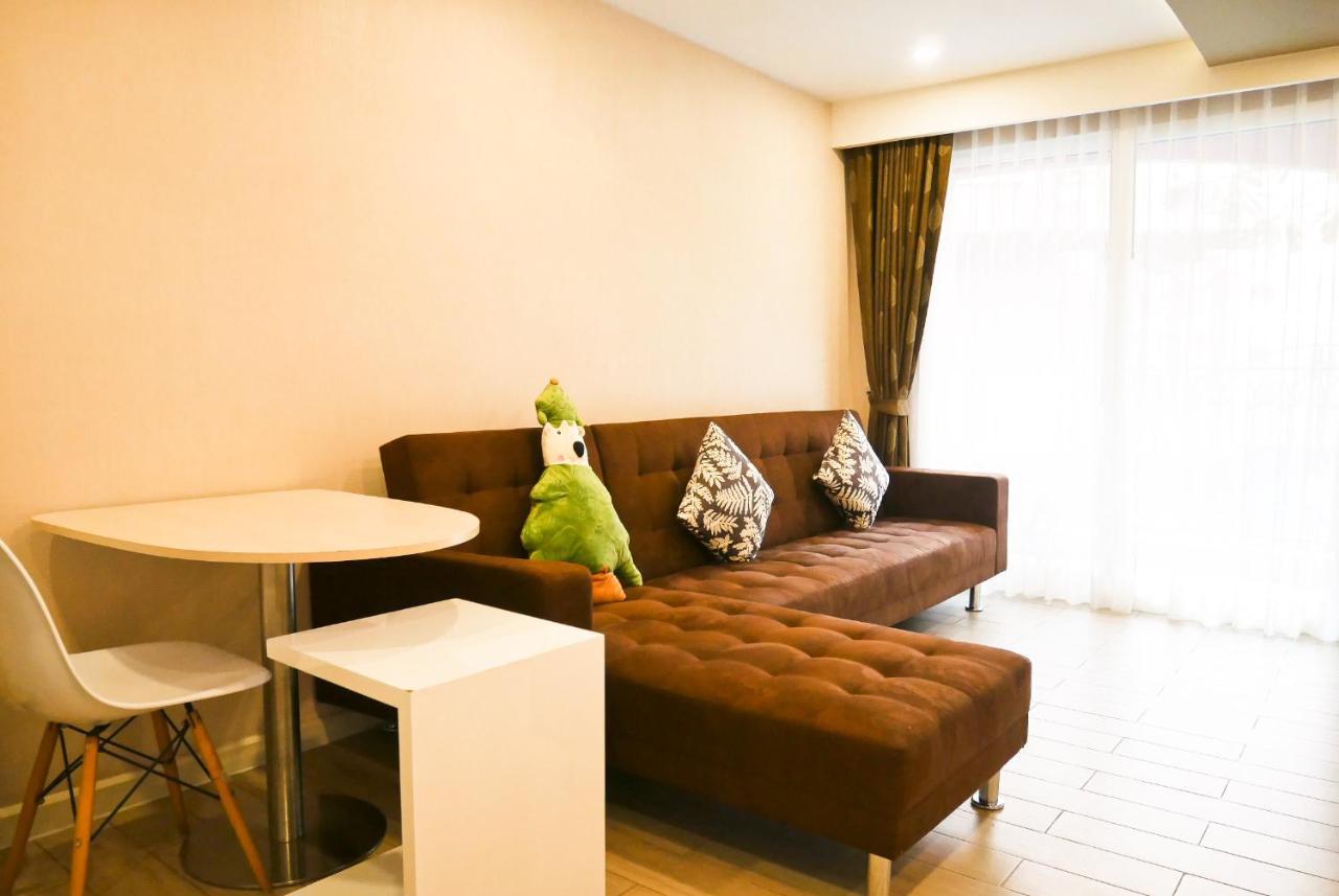 Seven Seas Pattaya Poolside Room ห้องติดสระ Jomtien Beach Dış mekan fotoğraf