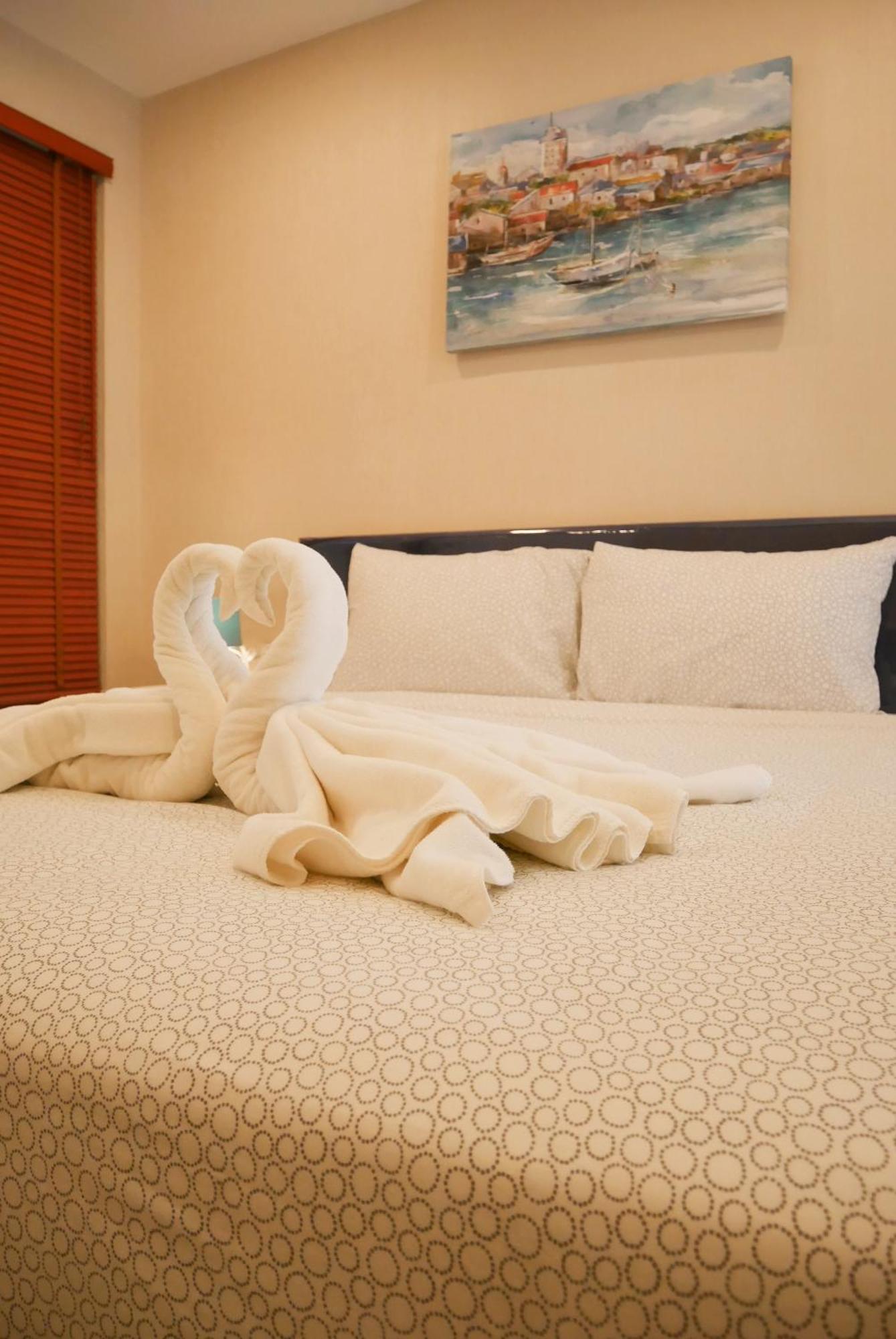 Seven Seas Pattaya Poolside Room ห้องติดสระ Jomtien Beach Dış mekan fotoğraf