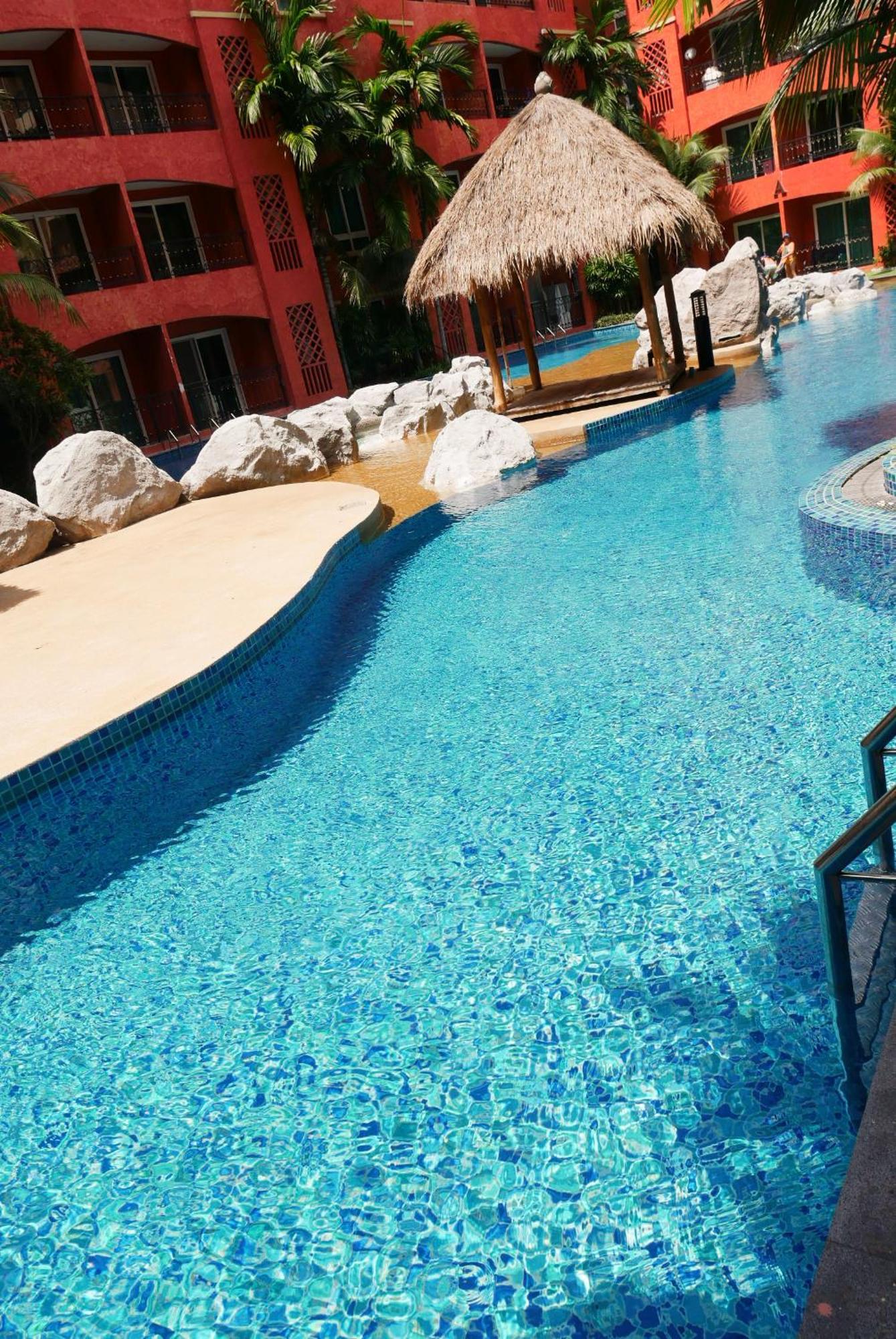 Seven Seas Pattaya Poolside Room ห้องติดสระ Jomtien Beach Dış mekan fotoğraf
